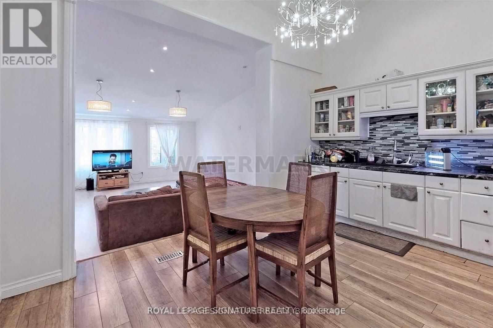 362a Queen Street S, Mississauga, Ontario  L5M 1M2 - Photo 25 - W12795646