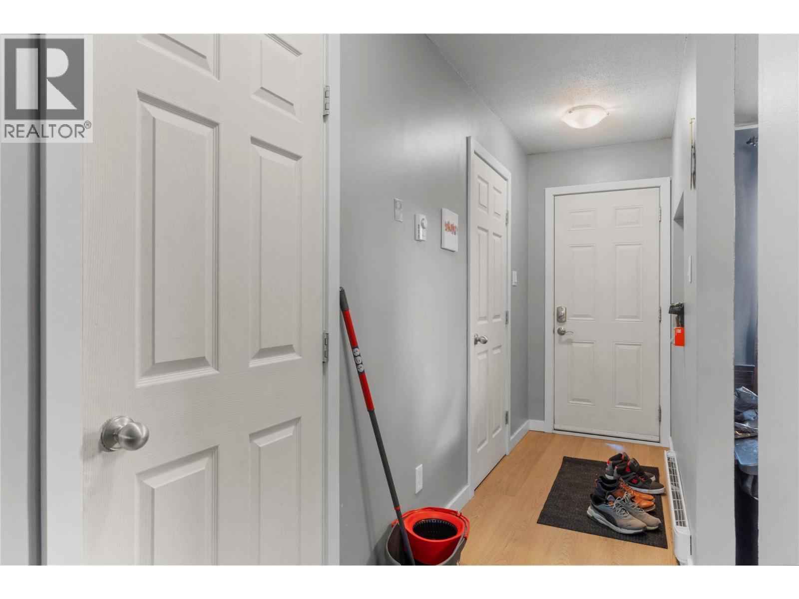 1697 Greenfield Avenue Unit# 18, Kamloops, British Columbia  V2B 4N5 - Photo 14 - 10375563