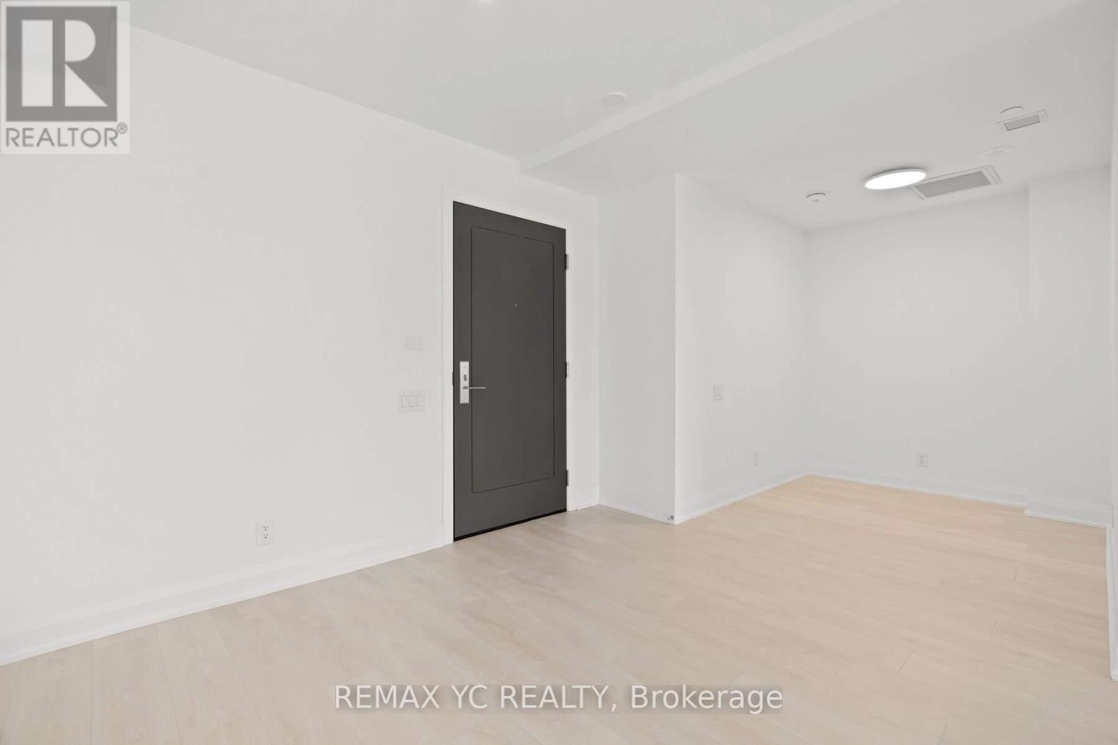 615 - 33 Frederick Todd Way, Toronto, Ontario  M4G 0C9 - Photo 3 - C12795878