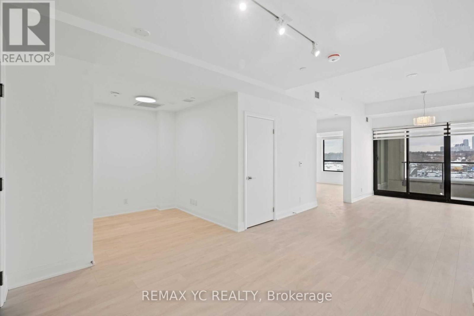 615 - 33 Frederick Todd Way, Toronto, Ontario  M4G 0C9 - Photo 6 - C12795878