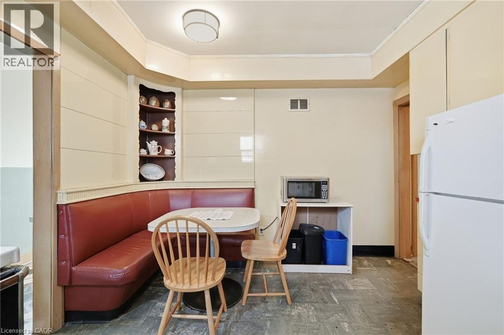 196 Glen Road, Hamilton, Ontario  L8S 3N4 - Photo 4 - 40805768