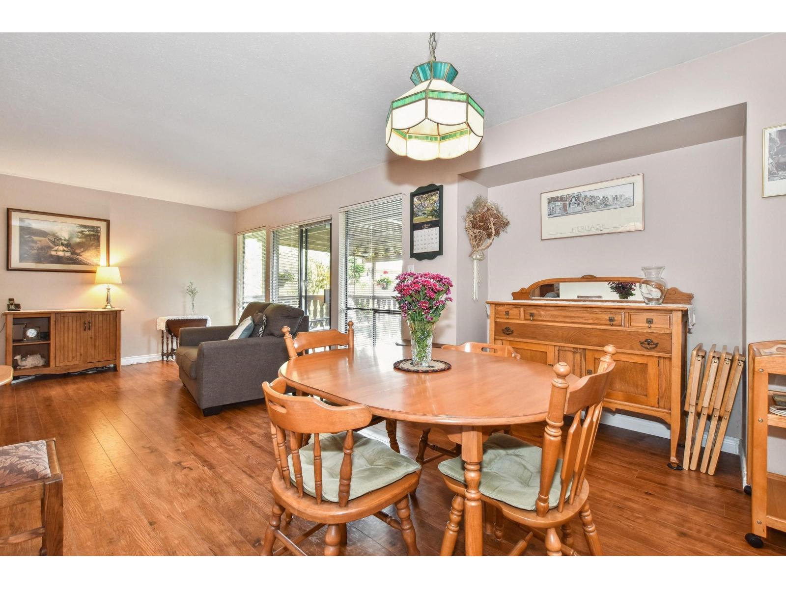 32438 Badger Avenue, Mission, British Columbia  V2V 5S6 - Photo 7 - R3090385