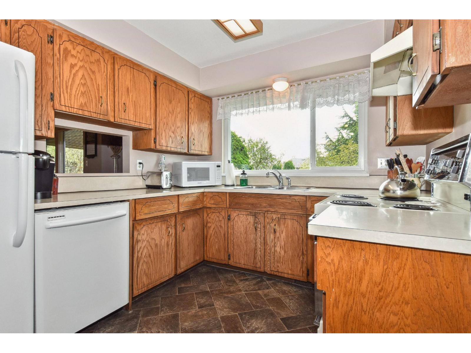 32438 Badger Avenue, Mission, British Columbia  V2V 5S6 - Photo 11 - R3090385