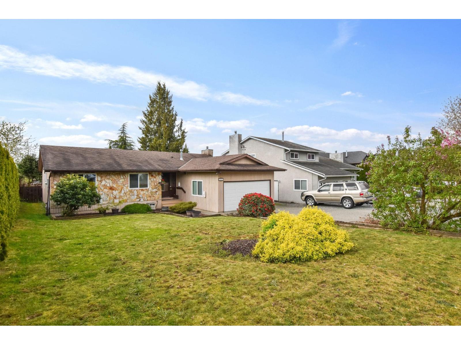 32438 Badger Avenue, Mission, British Columbia  V2V 5S6 - Photo 2 - R3090385