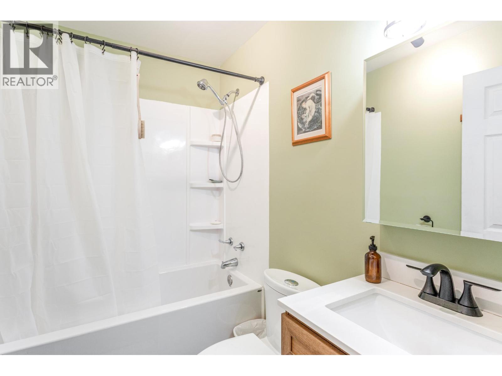 8918 Ganymede Place, Burnaby, British Columbia  V3J 1A1 - Photo 13 - R3090408