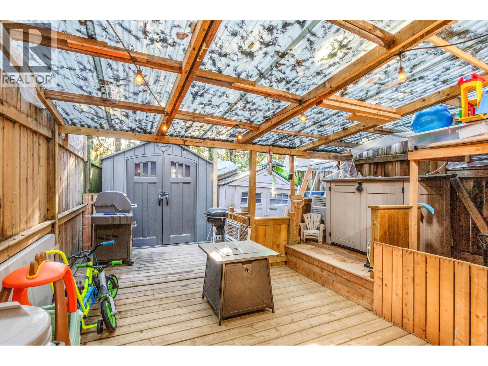 8918 Ganymede Place, Burnaby, British Columbia  V3J 1A1 - Photo 21 - R3090408