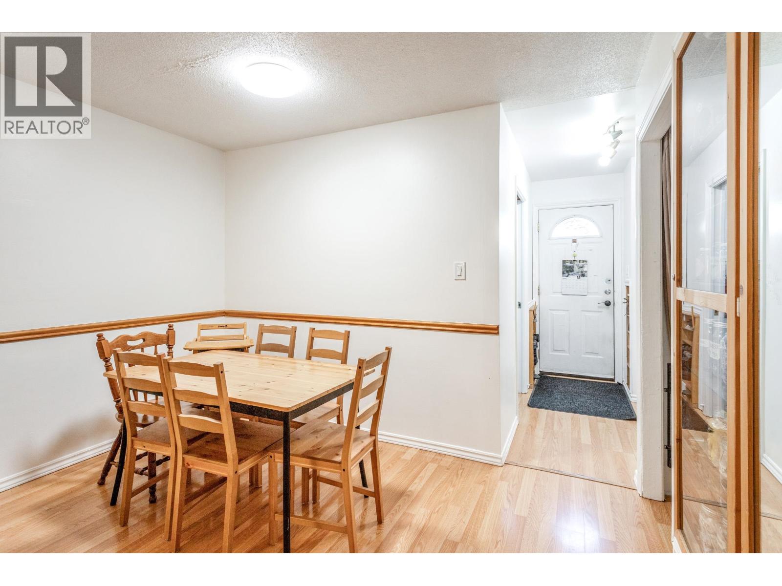 8918 Ganymede Place, Burnaby, British Columbia  V3J 1A1 - Photo 5 - R3090408