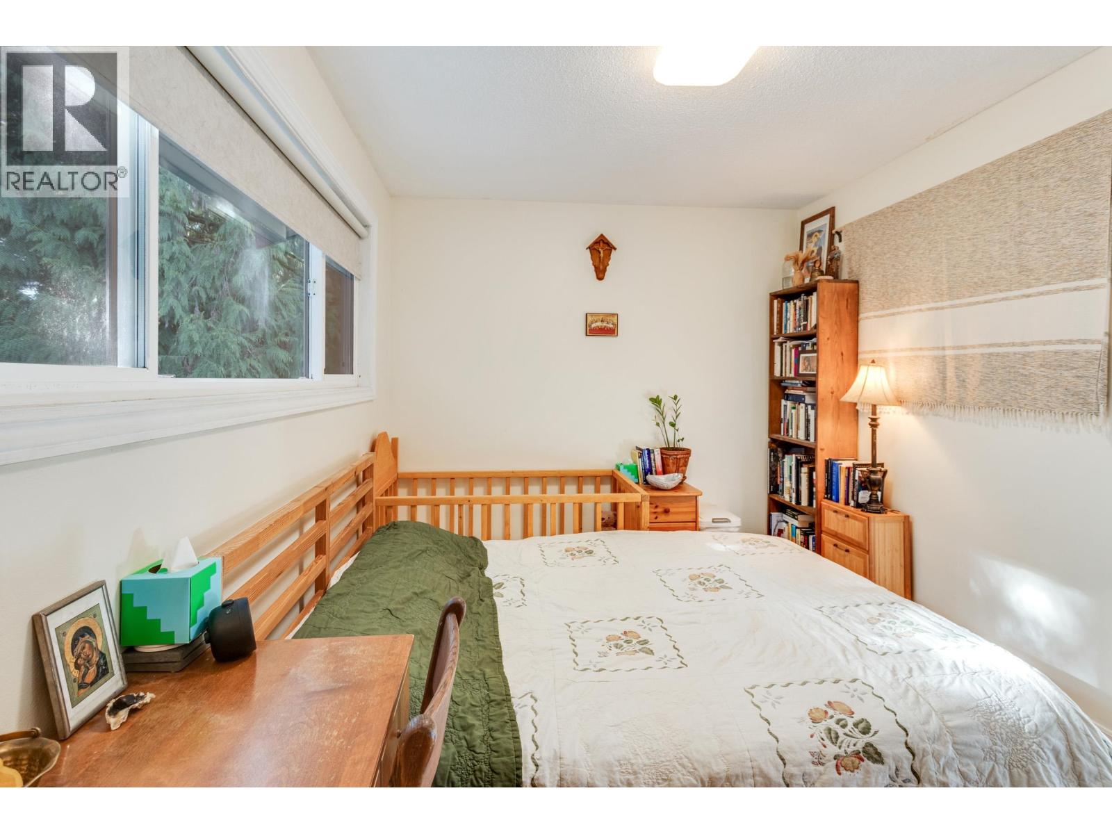 8918 Ganymede Place, Burnaby, British Columbia  V3J 1A1 - Photo 11 - R3090408