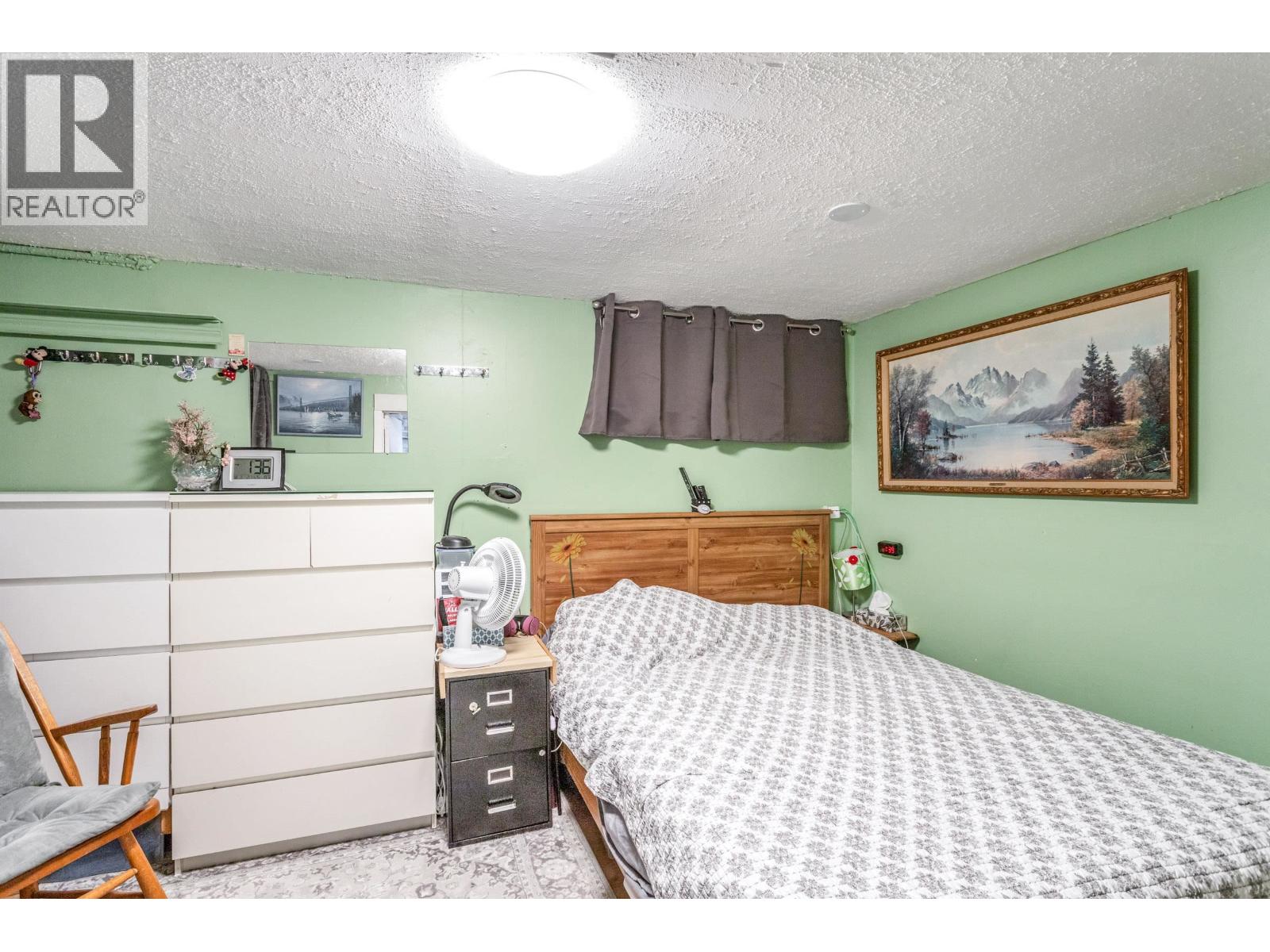 8918 Ganymede Place, Burnaby, British Columbia  V3J 1A1 - Photo 19 - R3090408