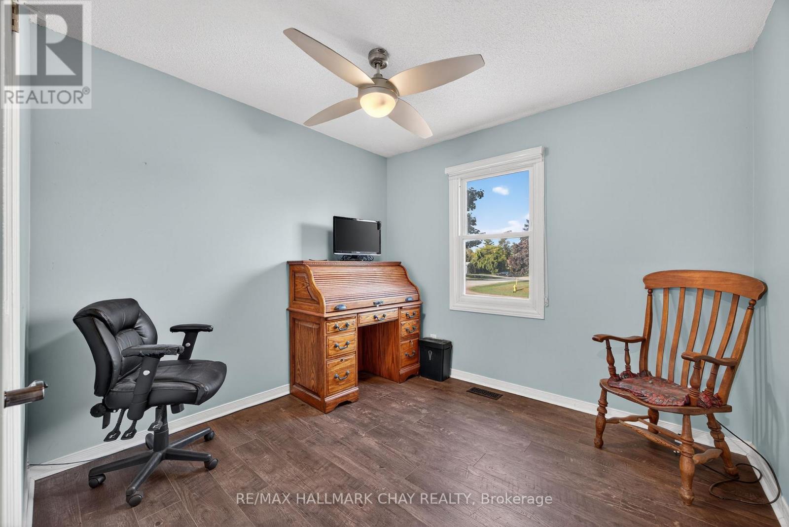 37 Mccarthy Crescent, Essa, Ontario  L0M 1B3 - Photo 20 - N12795852