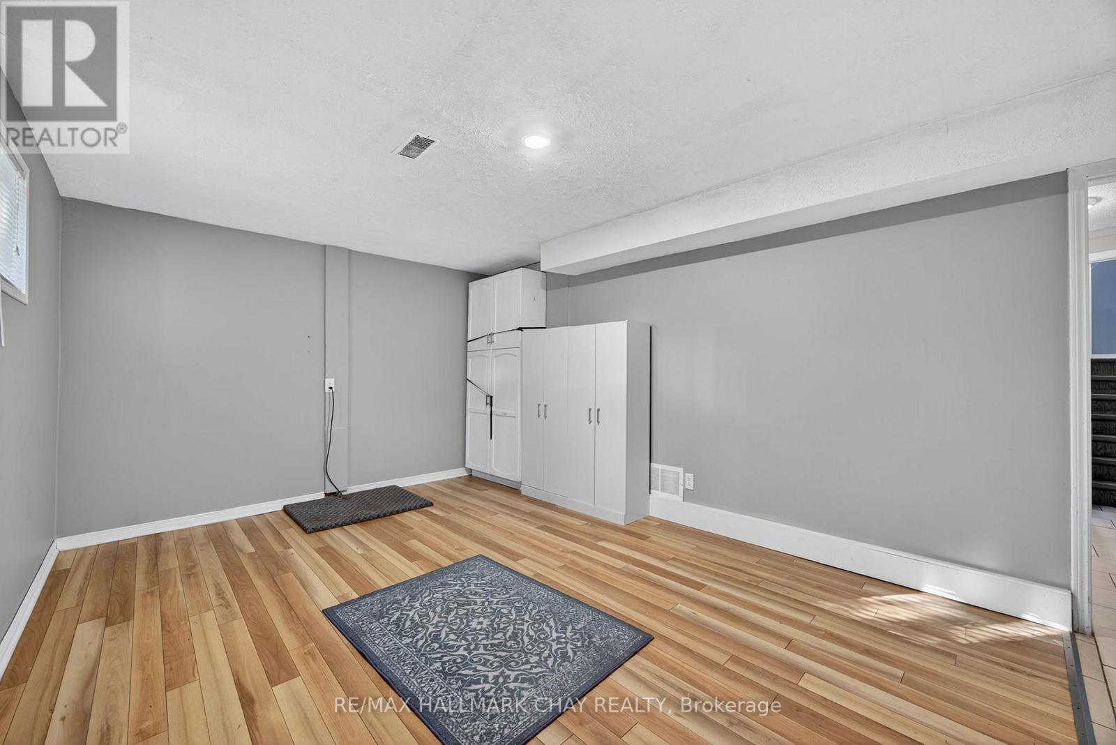 37 Mccarthy Crescent, Essa, Ontario  L0M 1B3 - Photo 27 - N12795852