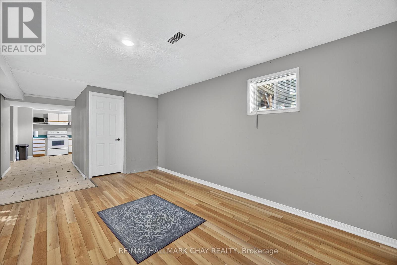 37 Mccarthy Crescent, Essa, Ontario  L0M 1B3 - Photo 29 - N12795852