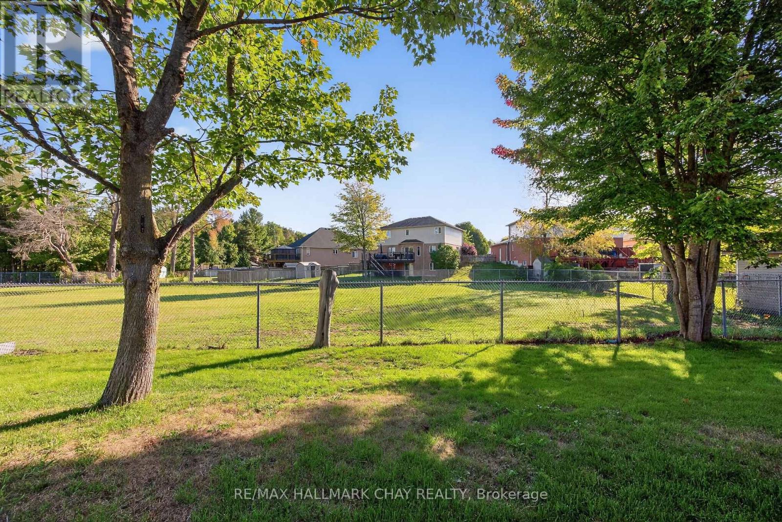 37 Mccarthy Crescent, Essa, Ontario  L0M 1B3 - Photo 41 - N12795852