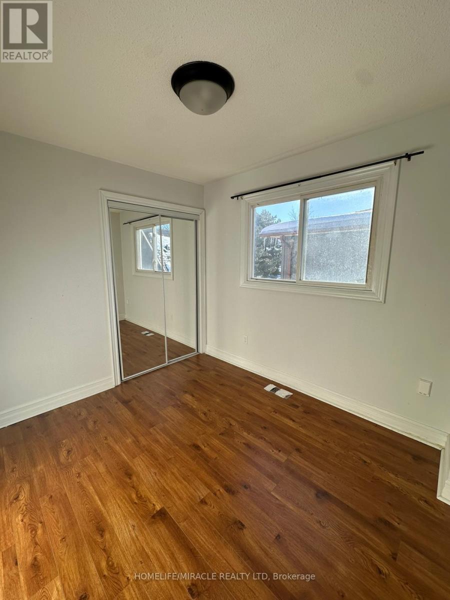 2500 Cobbinshaw Circle, Mississauga, Ontario  L5N 2G3 - Photo 15 - W12755986