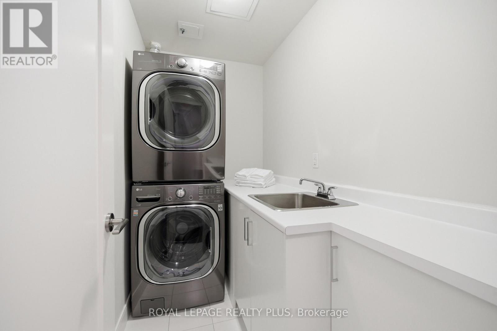 117 - 1575 Lakeshore Road W, Mississauga, Ontario  L5J 0B1 - Photo 29 - W12795824