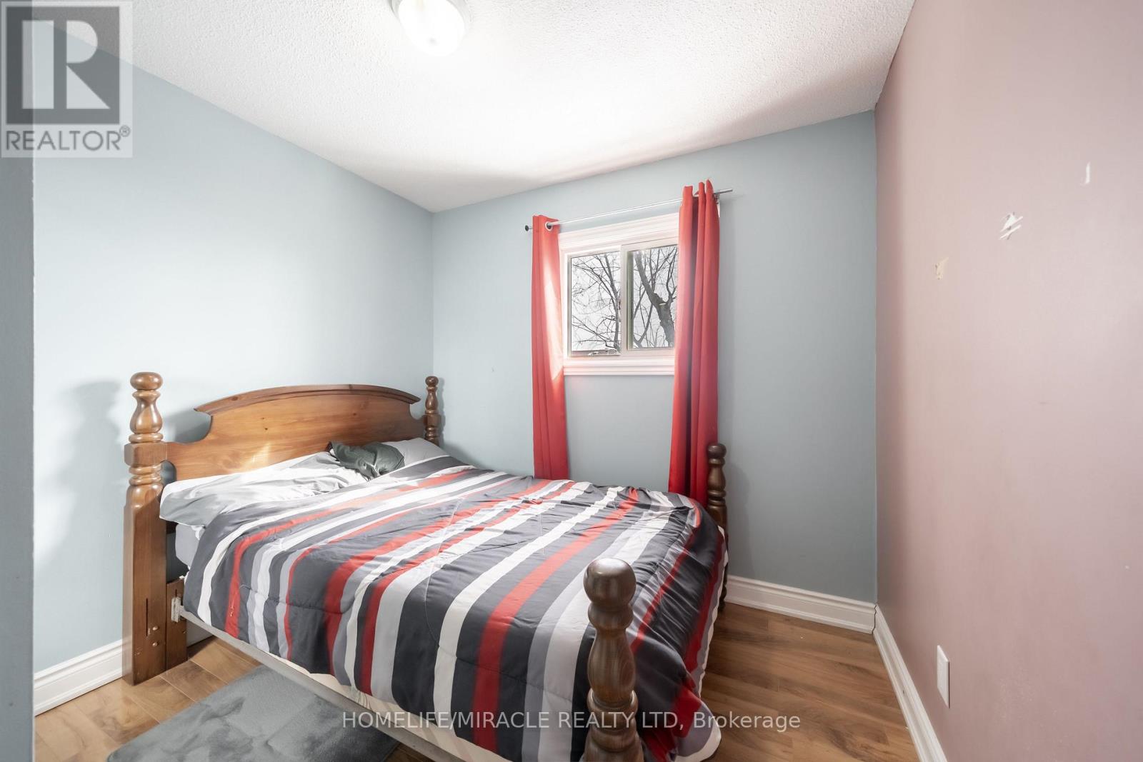 150 Enderby Crescent, Brampton, Ontario  L6T 4C7 - Photo 9 - W12795826