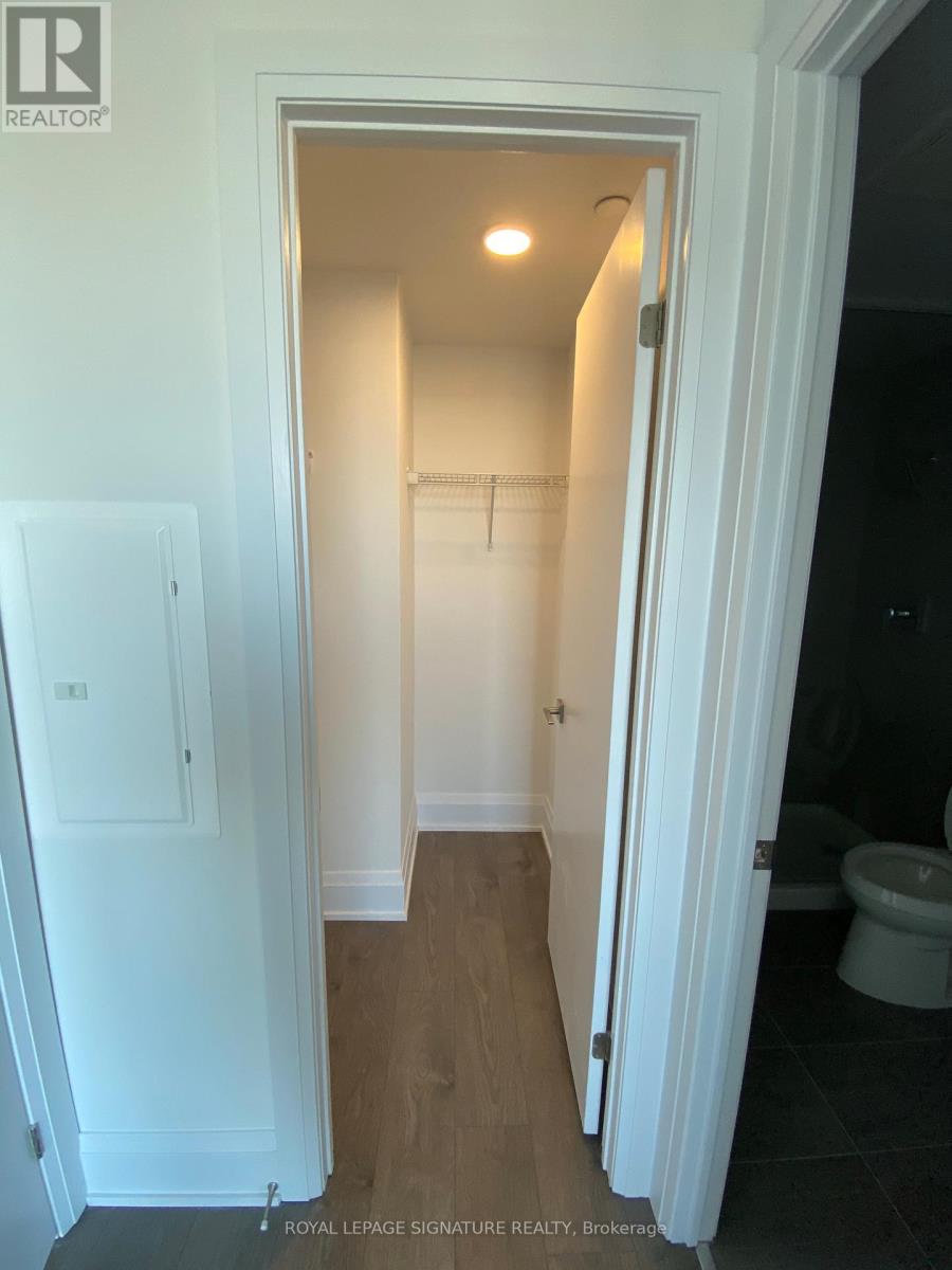 410 - 20 Brin Drive, Toronto, Ontario  M8X 0B2 - Photo 11 - W12795846