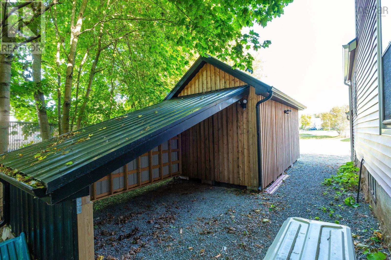 503 Robie Street, Truro, Nova Scotia  B2N 1M5 - Photo 6 - 202600815