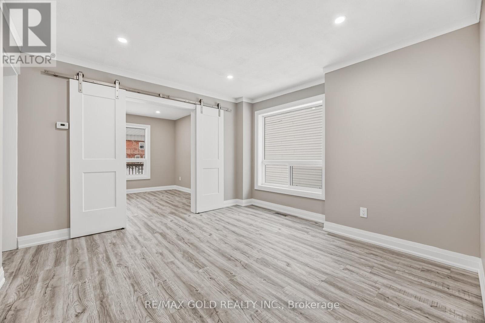 4445 Simcoe Street, Niagara Falls, Ontario  L2E 1T7 - Photo 15 - X12795840