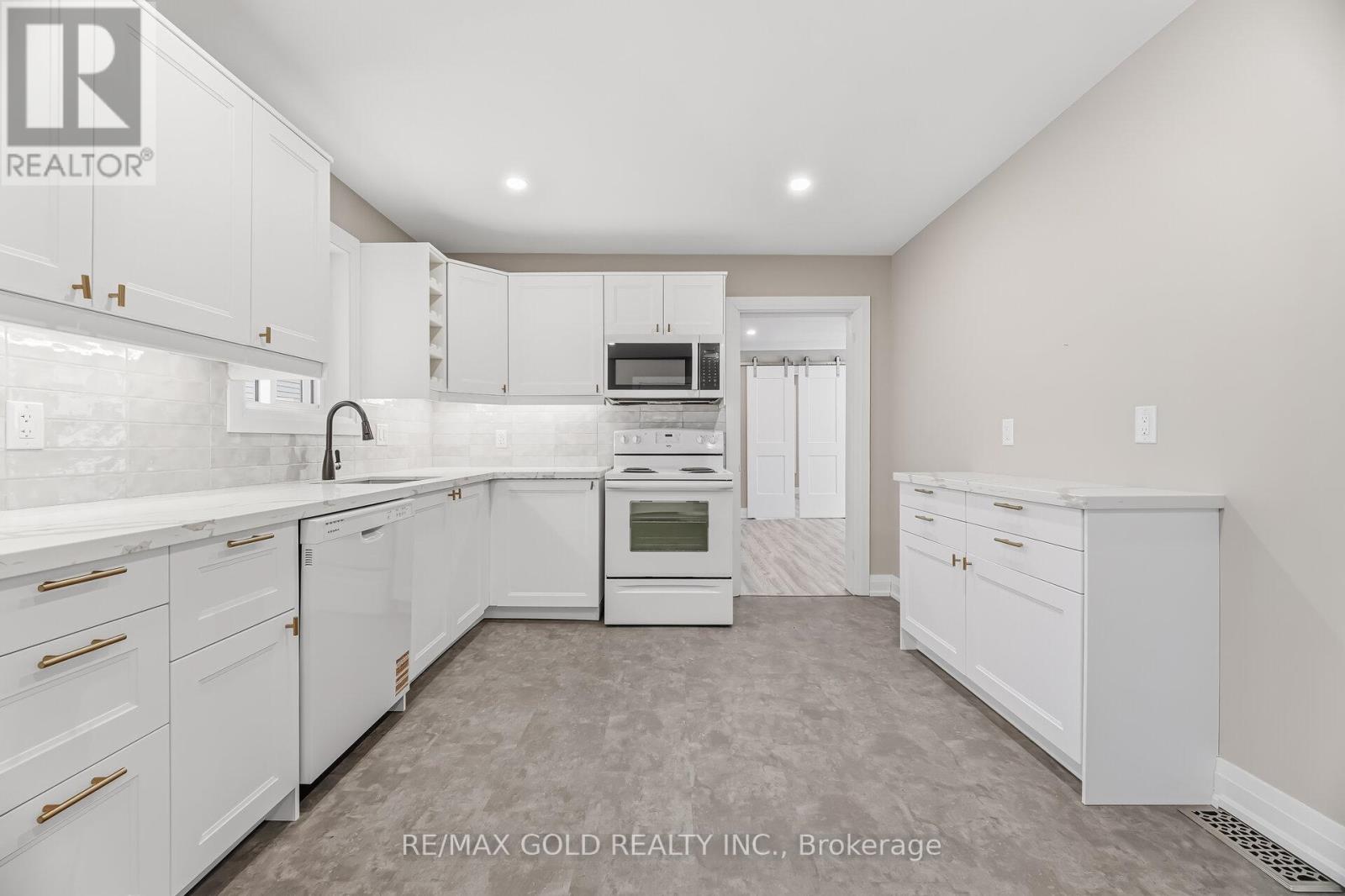 4445 Simcoe Street, Niagara Falls, Ontario  L2E 1T7 - Photo 20 - X12795840