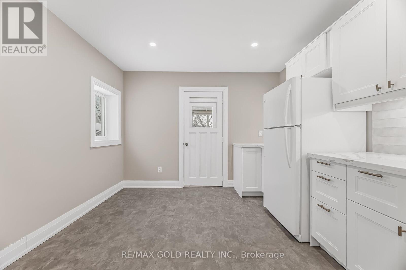 4445 Simcoe Street, Niagara Falls, Ontario  L2E 1T7 - Photo 21 - X12795840