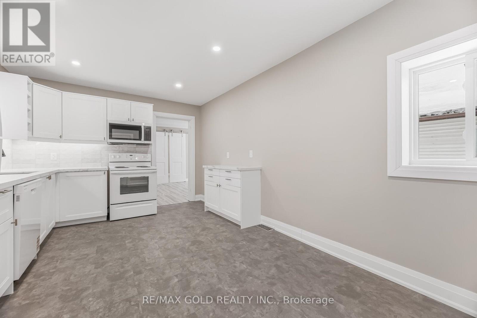 4445 Simcoe Street, Niagara Falls, Ontario  L2E 1T7 - Photo 22 - X12795840