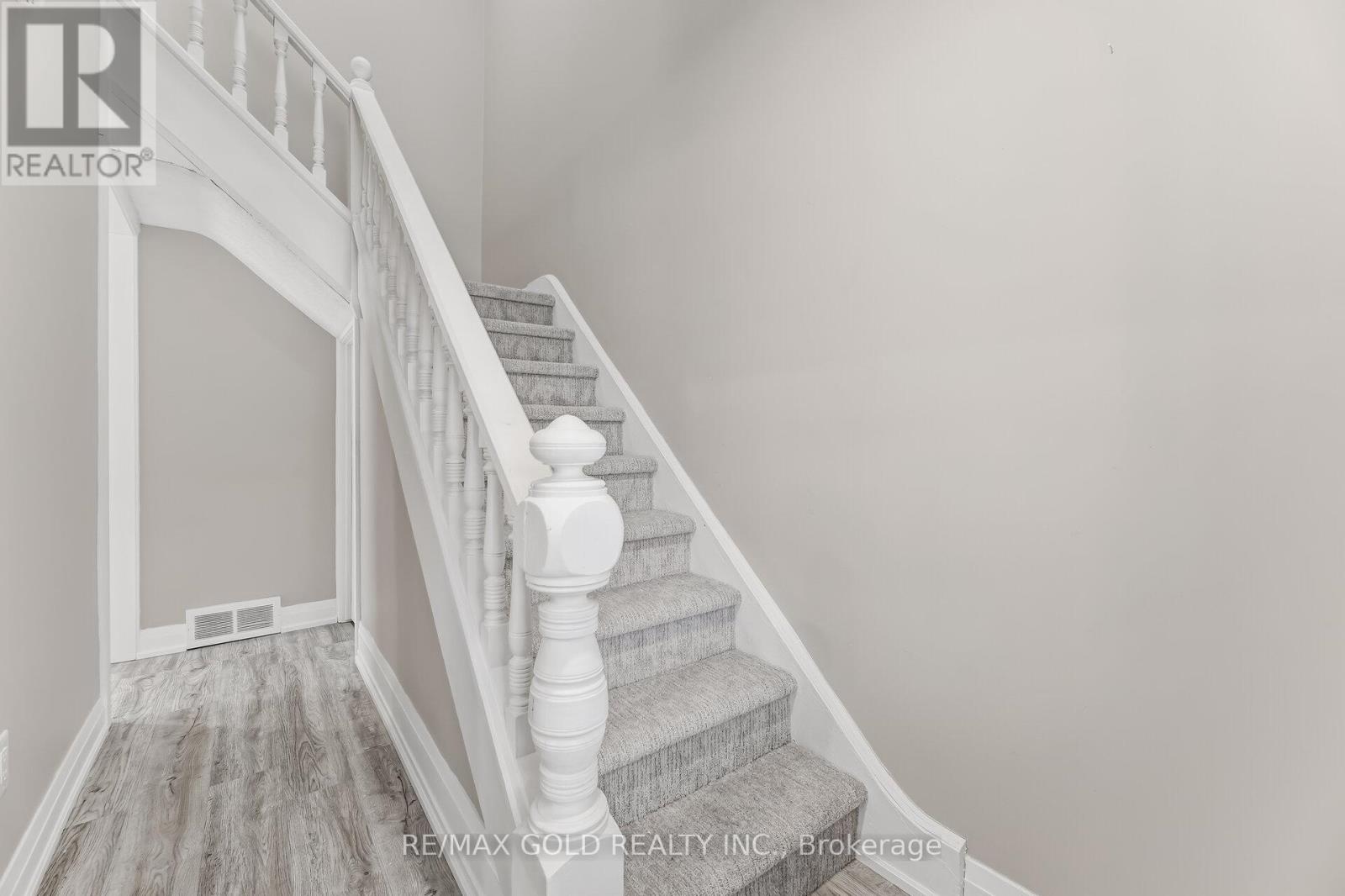 4445 Simcoe Street, Niagara Falls, Ontario  L2E 1T7 - Photo 26 - X12795840