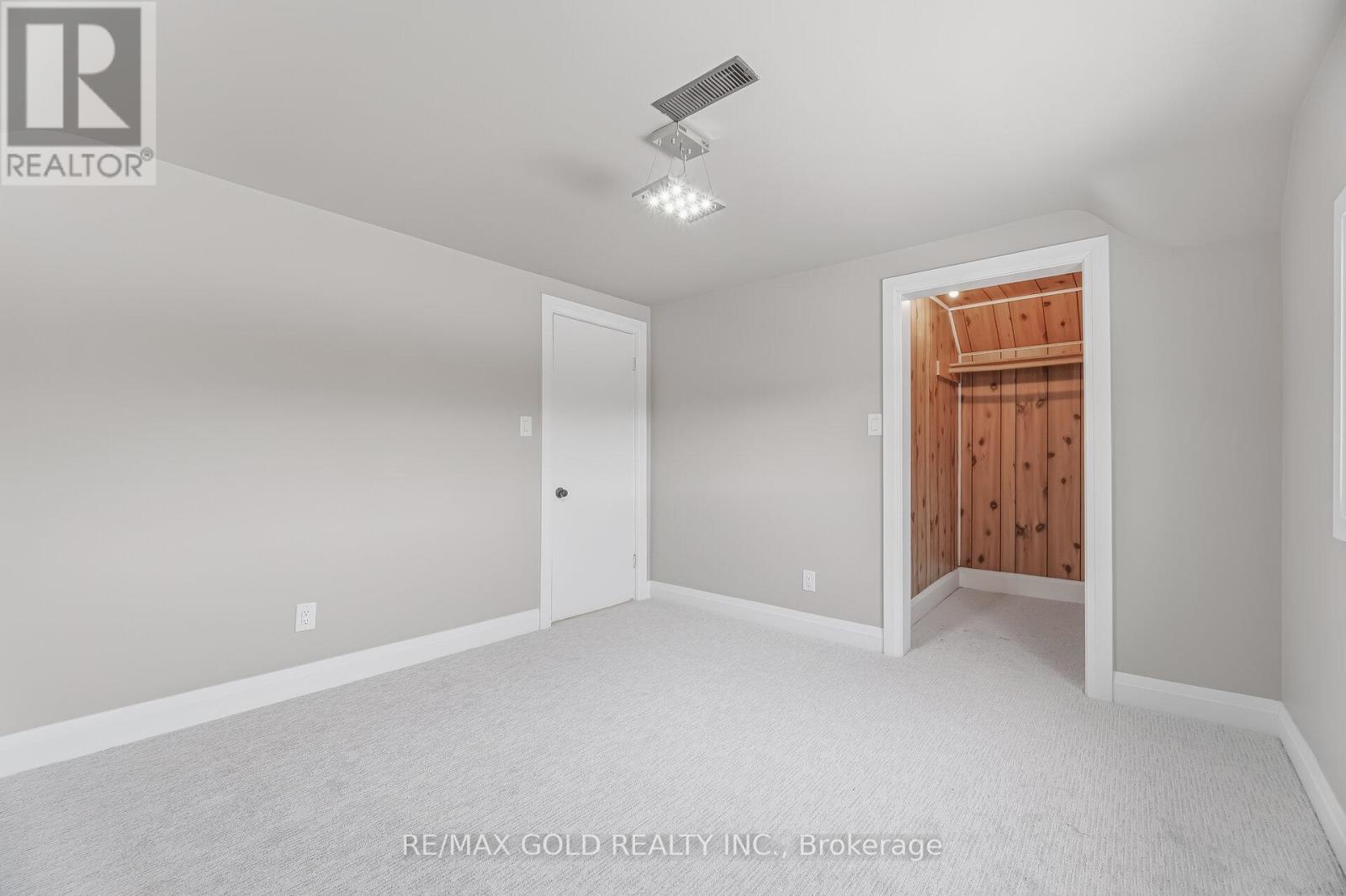 4445 Simcoe Street, Niagara Falls, Ontario  L2E 1T7 - Photo 30 - X12795840