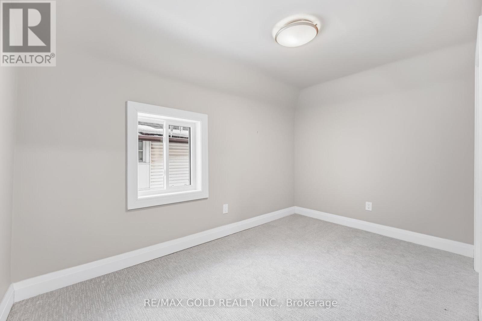 4445 Simcoe Street, Niagara Falls, Ontario  L2E 1T7 - Photo 32 - X12795840