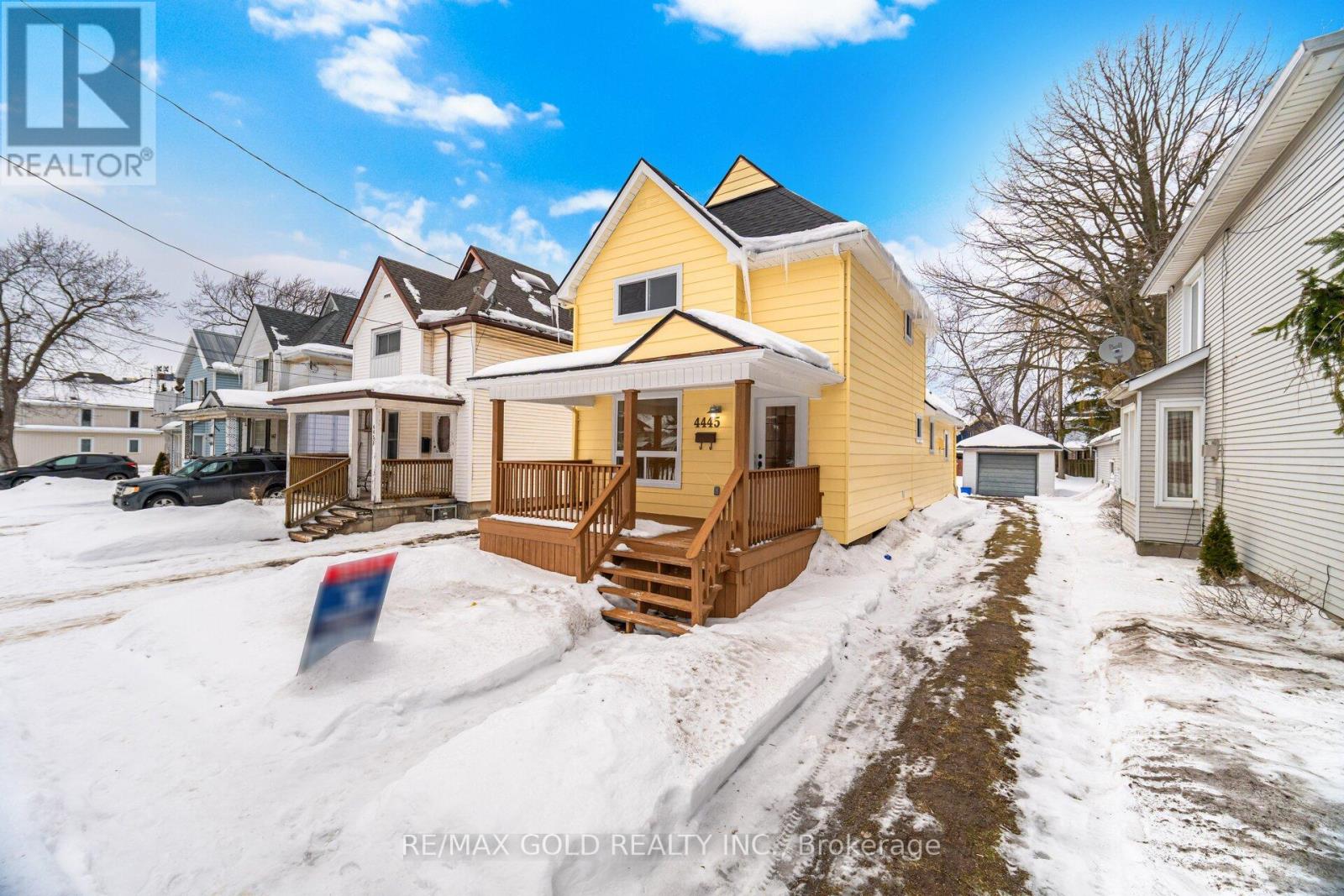 4445 Simcoe Street, Niagara Falls, Ontario  L2E 1T7 - Photo 5 - X12795840