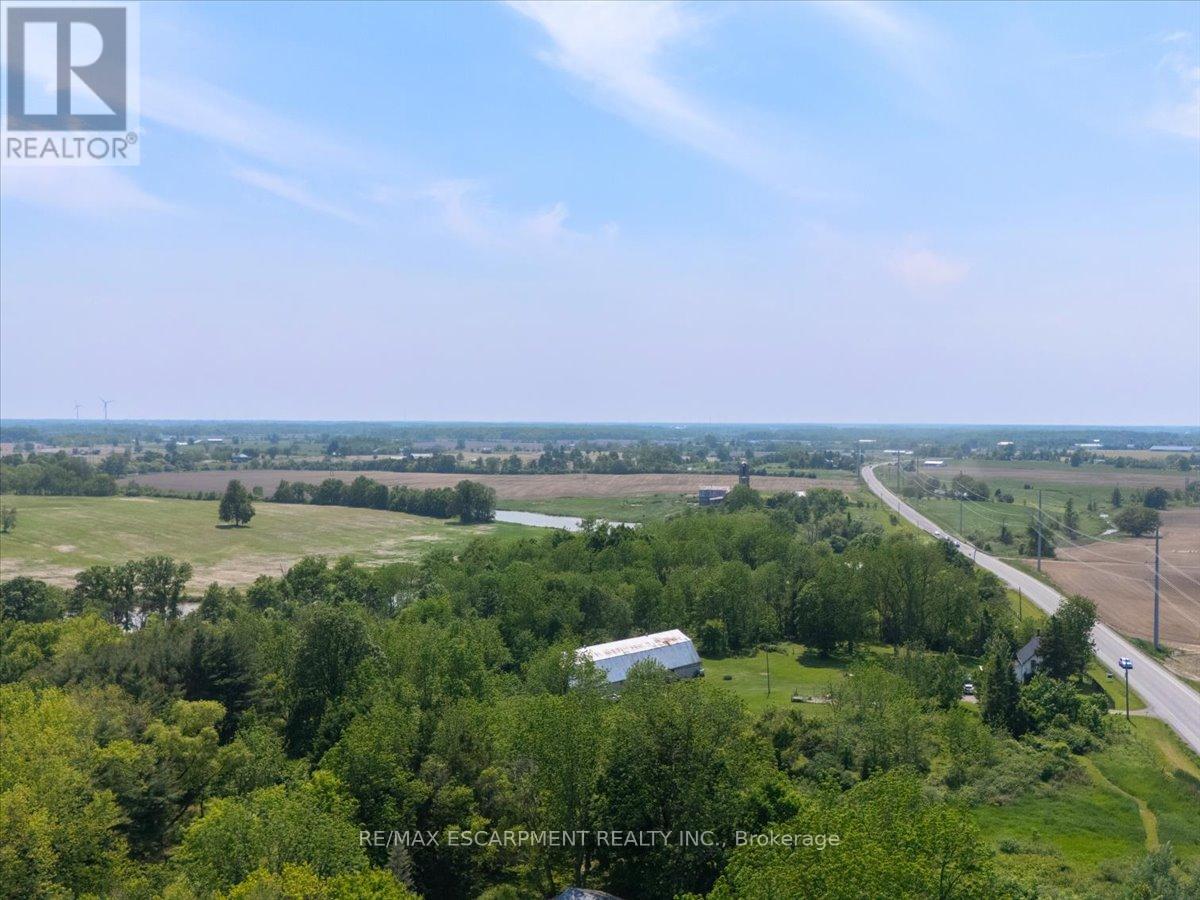 5914 Canborough Road W, West Lincoln, Ontario  L0R 2J0 - Photo 4 - X12795862