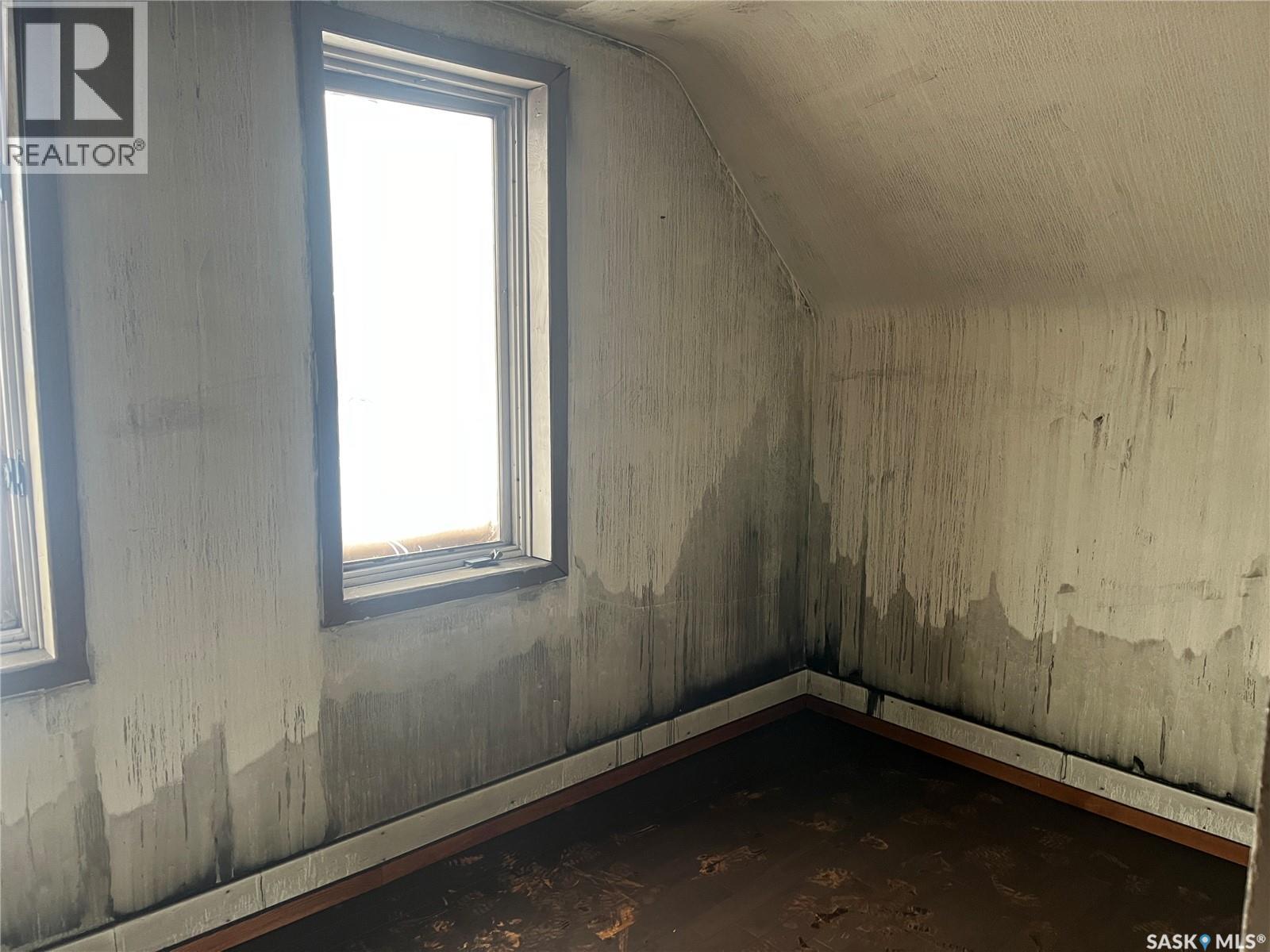 206 2nd Street W, Wynyard, Saskatchewan  S0A 4T0 - Photo 6 - SK028756