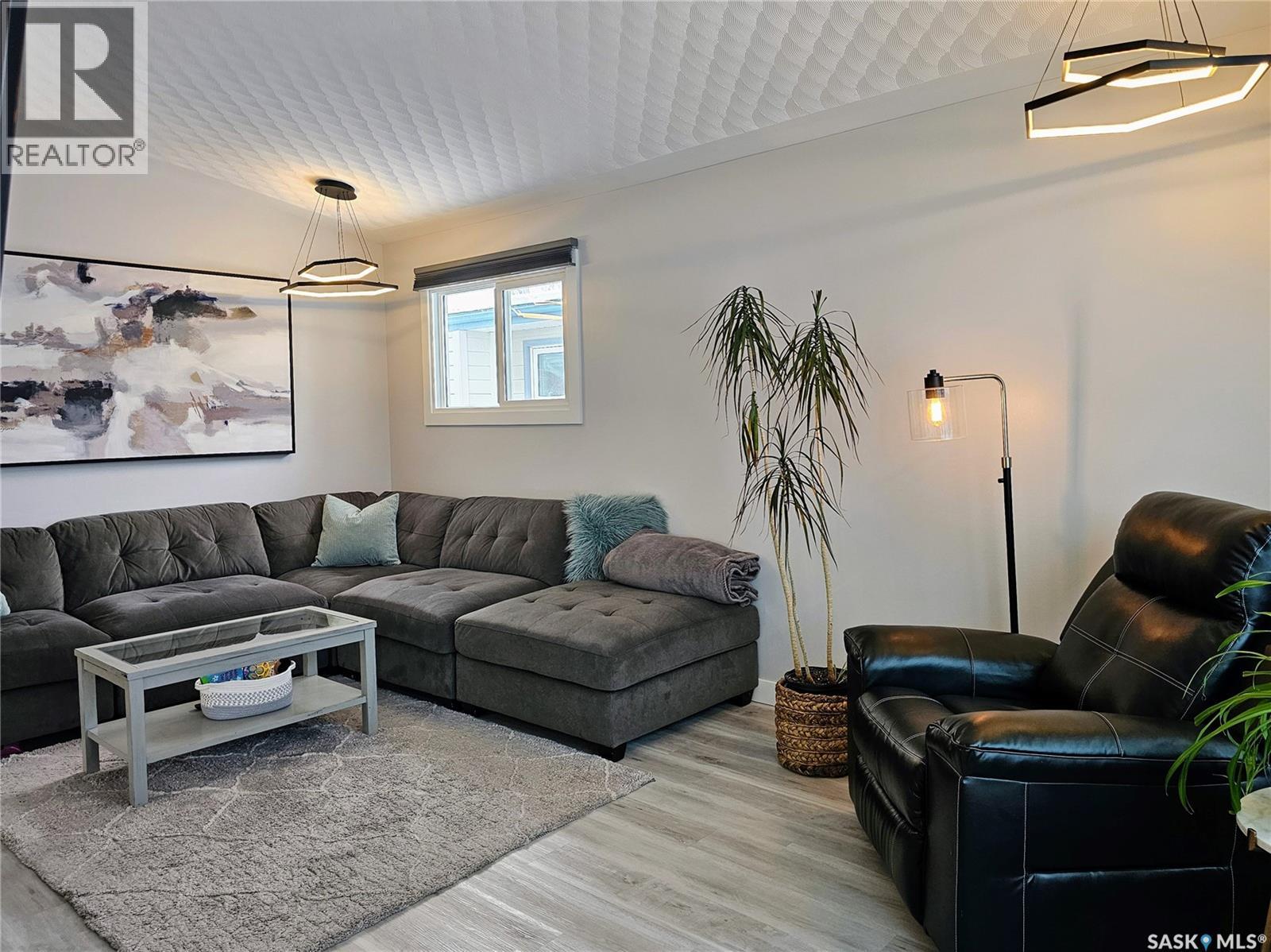 25 King Crescent, Humboldt, Saskatchewan  S0K 2A0 - Photo 10 - SK028753