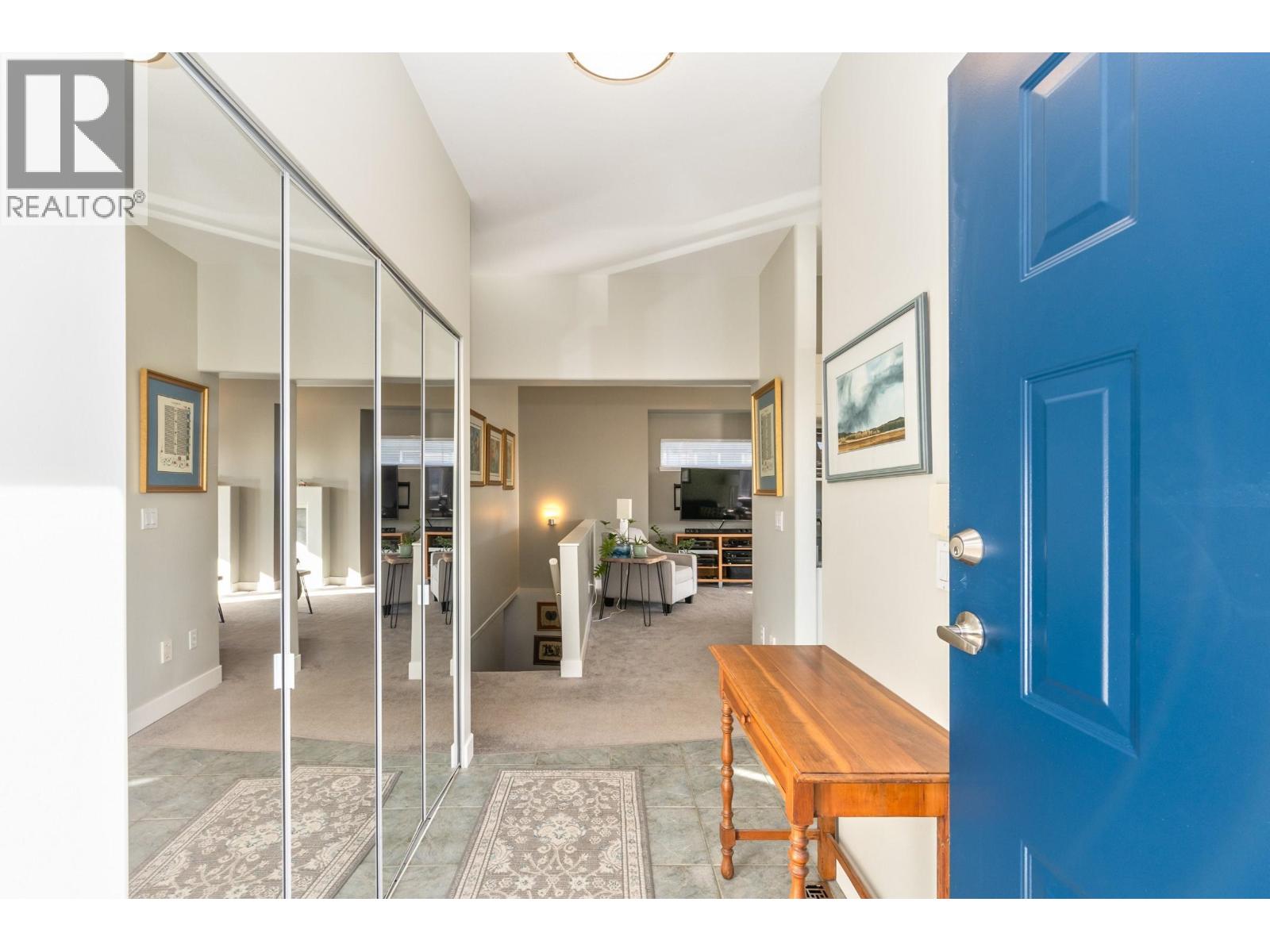 127 Evergreen Crescent, Anmore, British Columbia  V3H 5B4 - Photo 2 - R3090743