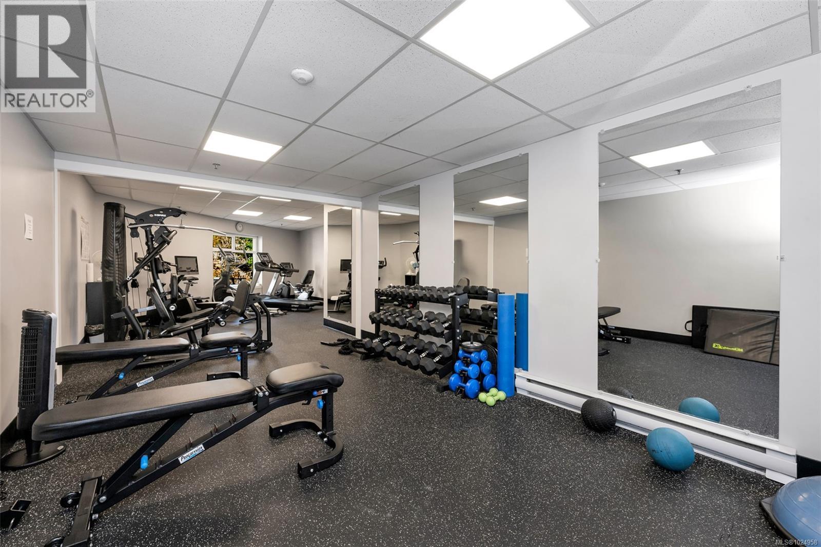 306 1085 Tillicum Rd, Esquimalt, British Columbia  V9A 7M3 - Photo 28 - 1024958