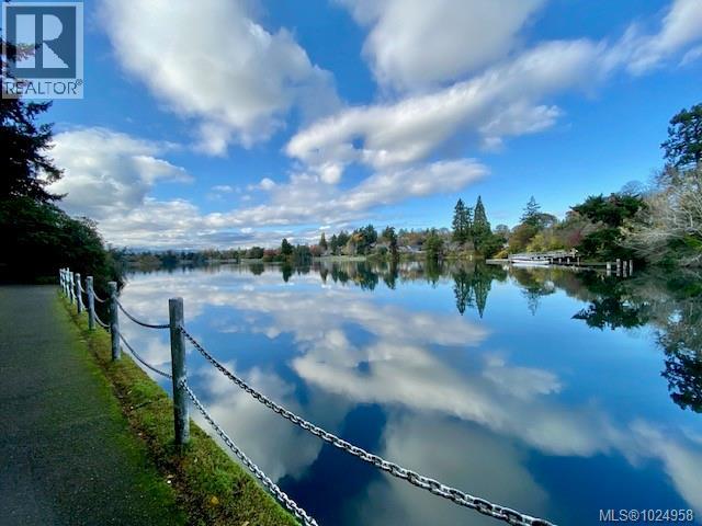 306 1085 Tillicum Rd, Esquimalt, British Columbia  V9A 7M3 - Photo 38 - 1024958