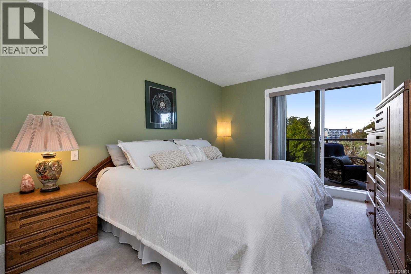 306 1085 Tillicum Rd, Esquimalt, British Columbia  V9A 7M3 - Photo 17 - 1024958