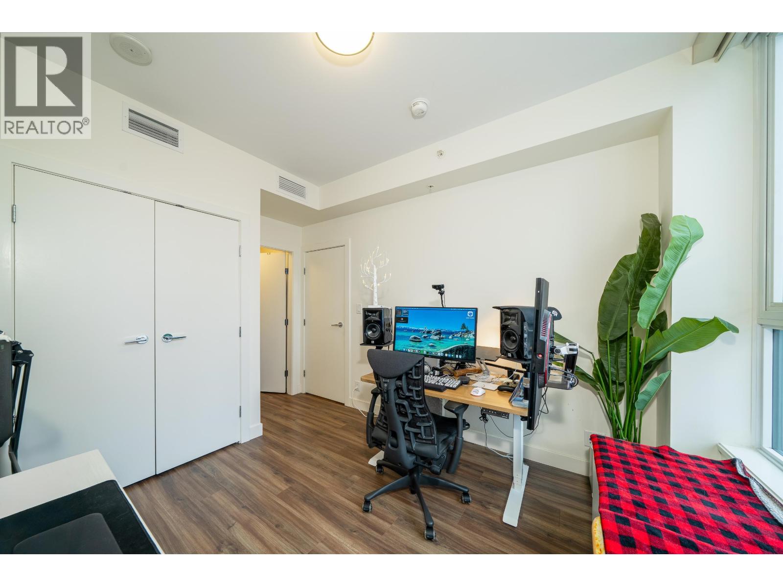 601 4465 Juneau Street, Burnaby, British Columbia  V5C 0L8 - Photo 17 - R3090291