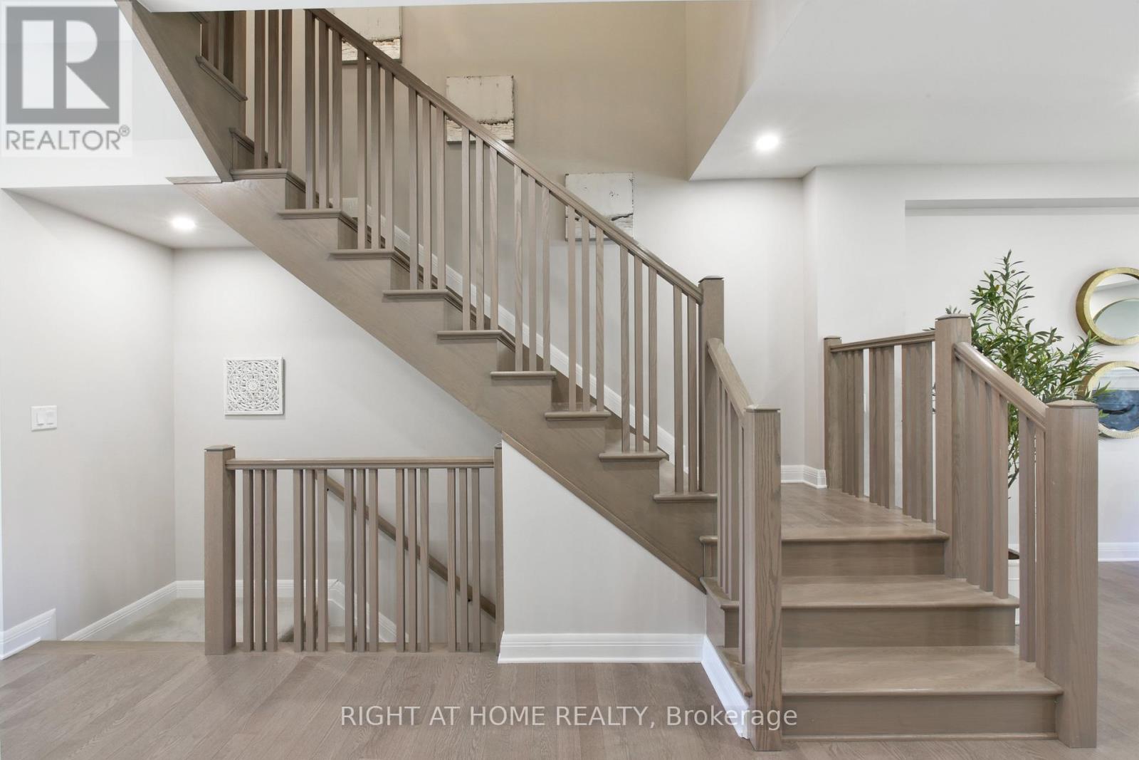 117 Escarpment Crescent, Ottawa, Ontario  K2T 0L8 - Photo 6 - X12795884