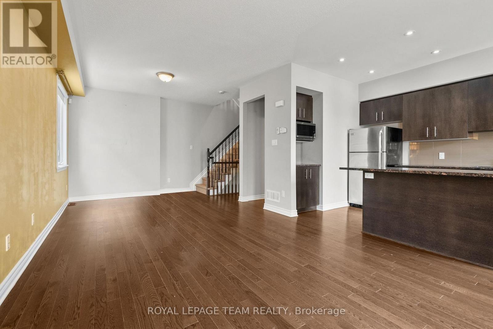 88 Stockholm Private, Ottawa, Ontario  K4M 0E2 - Photo 11 - X12795902