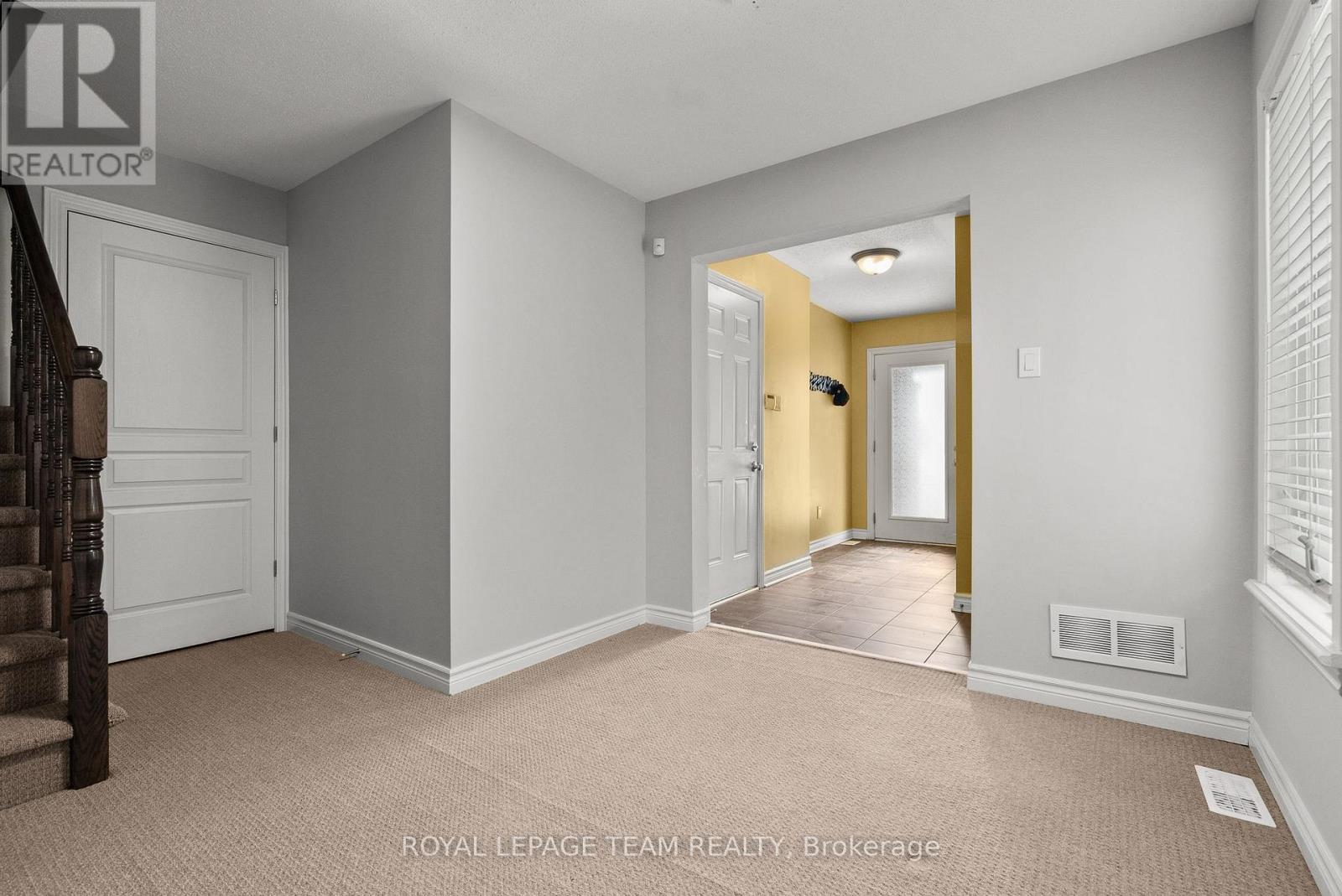 88 Stockholm Private, Ottawa, Ontario  K4M 0E2 - Photo 6 - X12795902