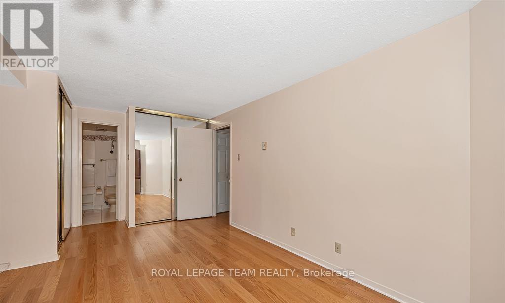 712 - 80 Sandcastle Drive, Ottawa, Ontario  K2H 9E7 - Photo 17 - X12795918