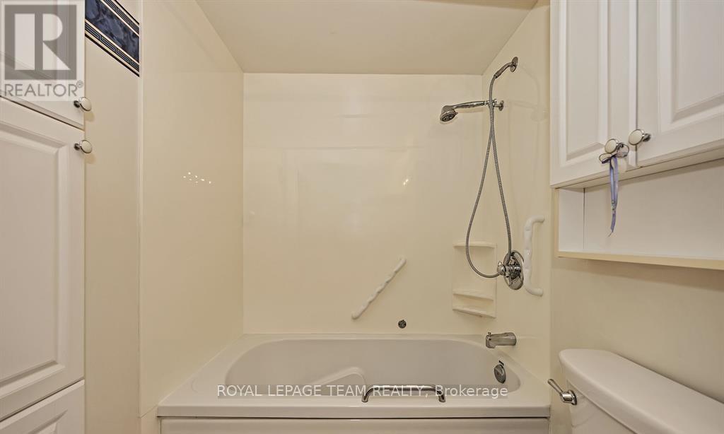 712 - 80 Sandcastle Drive, Ottawa, Ontario  K2H 9E7 - Photo 24 - X12795918