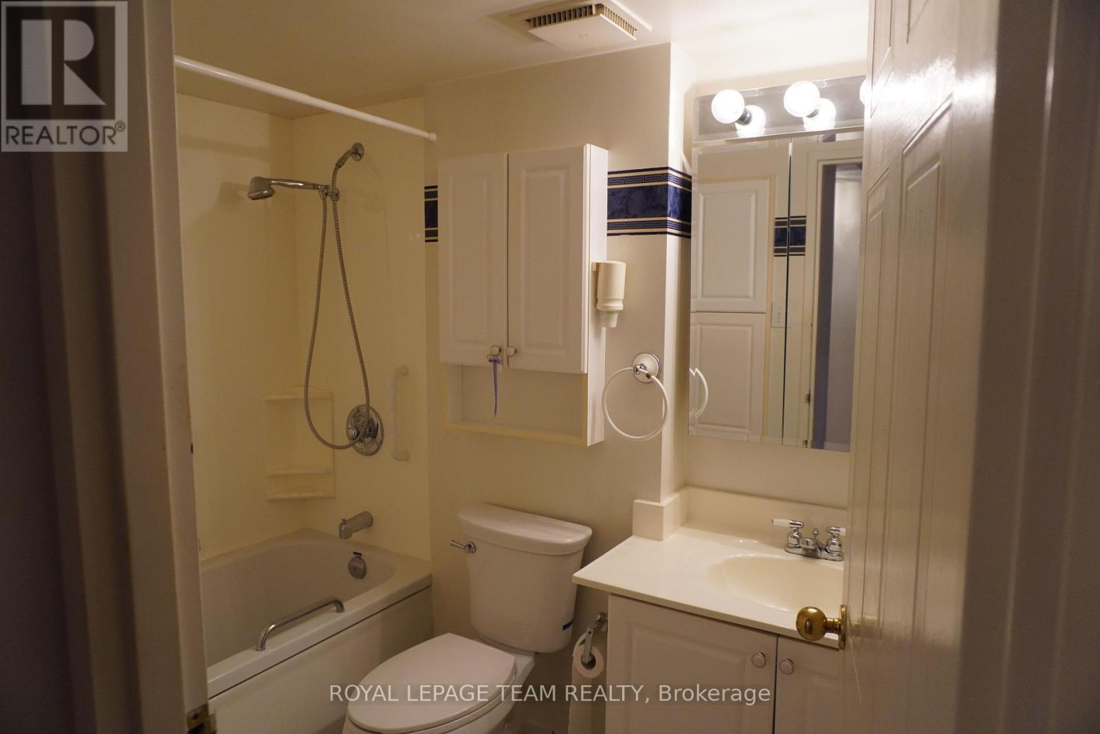 712 - 80 Sandcastle Drive, Ottawa, Ontario  K2H 9E7 - Photo 25 - X12795918