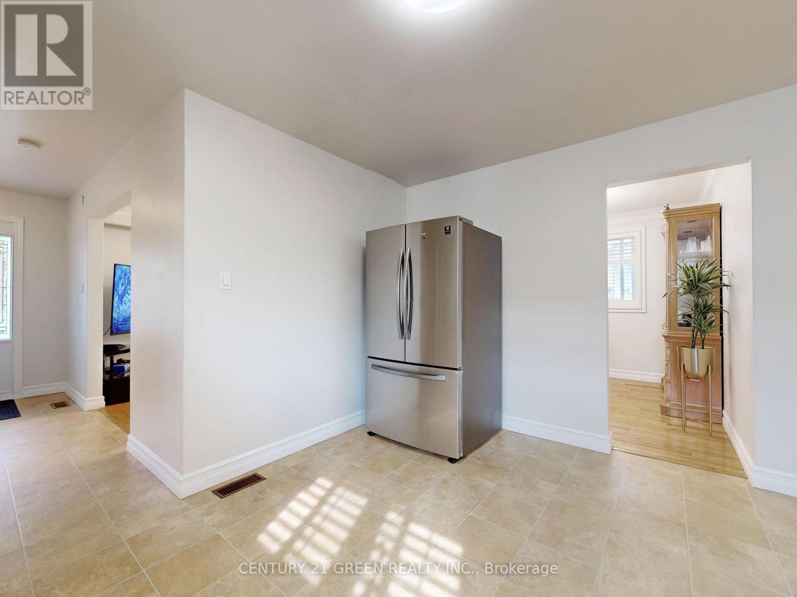 591 Dogwood Lane, Waterloo, Ontario  N2L 4Y1 - Photo 13 - X12795602