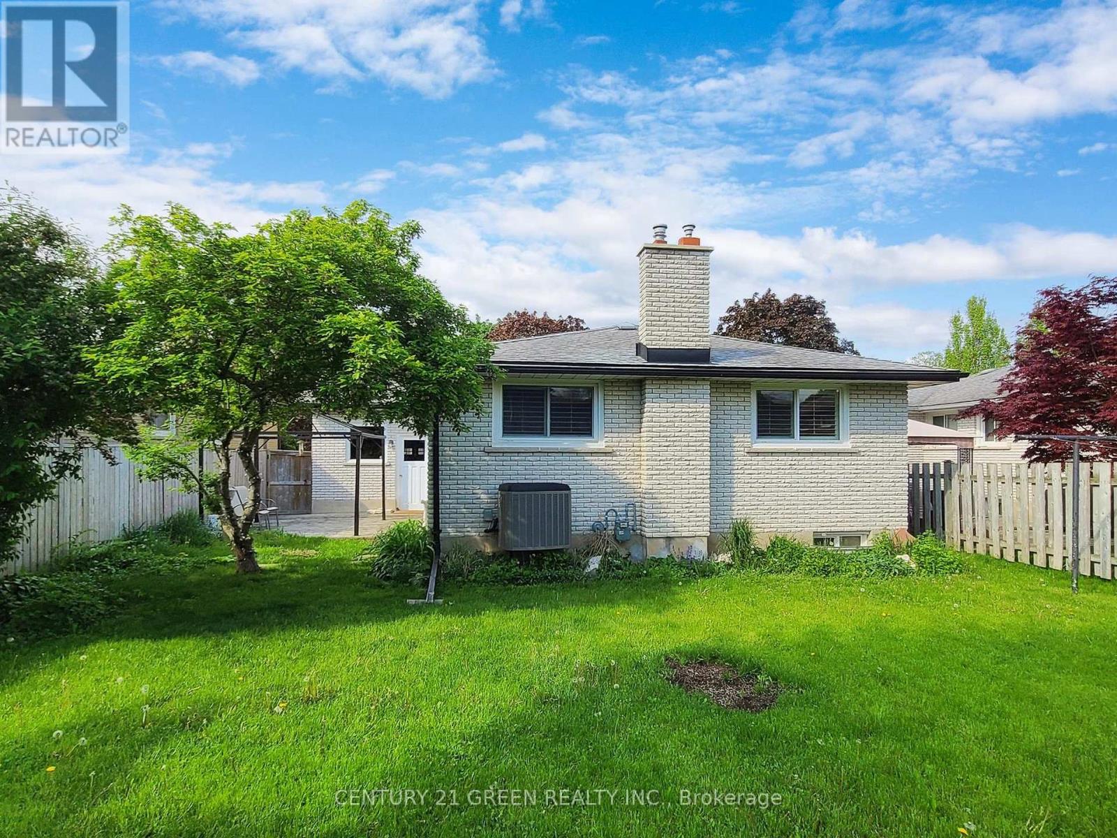 591 Dogwood Lane, Waterloo, Ontario  N2L 4Y1 - Photo 34 - X12795602