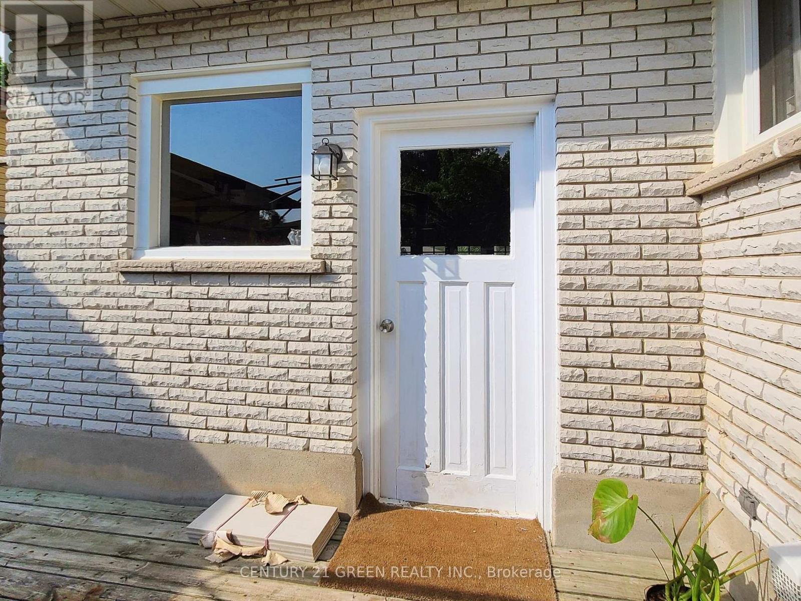 591 Dogwood Lane, Waterloo, Ontario  N2L 4Y1 - Photo 38 - X12795602