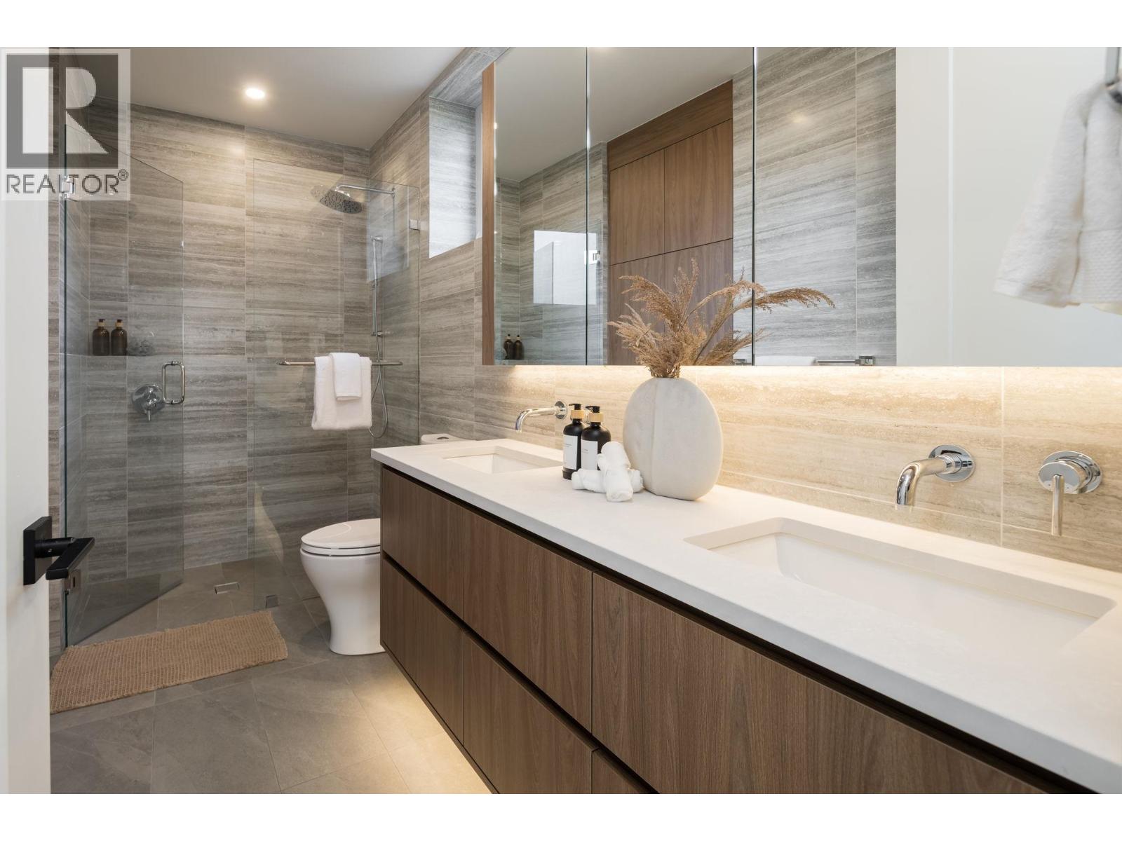 4 950 W 57th Avenue, Vancouver, British Columbia  V6P 1S3 - Photo 16 - R3090826