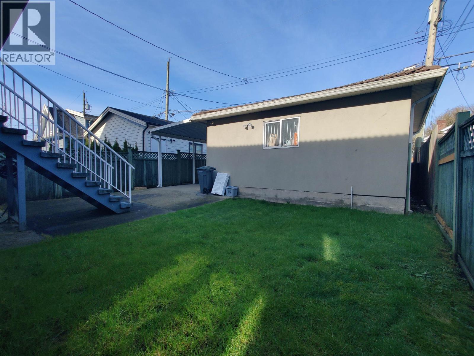 3461 William Street, Vancouver, British Columbia  V5K 2Z5 - Photo 2 - R3090779