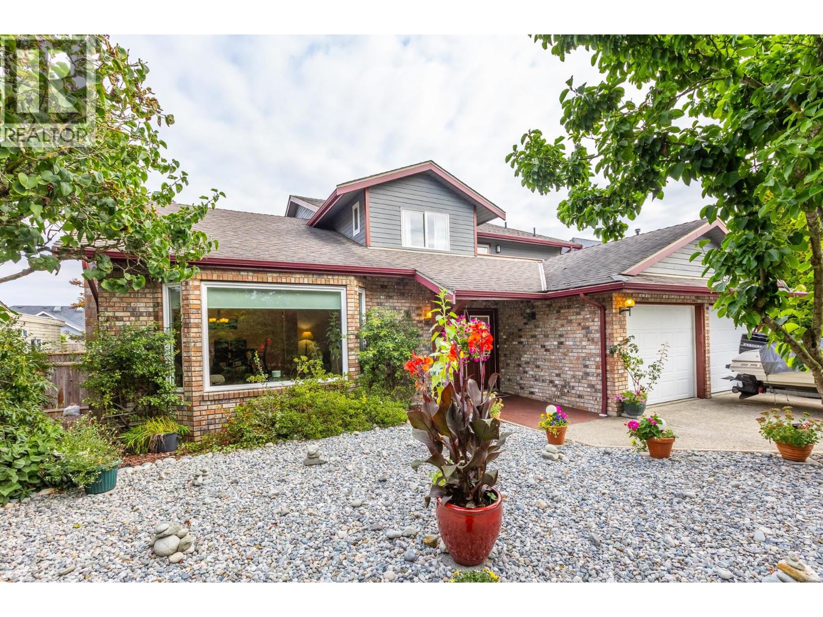 6361 43a Avenue, Delta, British Columbia  V4K 1B3 - Photo 2 - R3090784